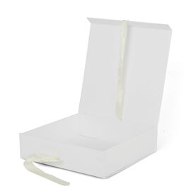 OEM Printing Folding Cardboard Gift Boxes White Color With Silk Ribbon Closure