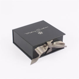 Square Handmaded Paper Gift Box With Ribbon Closed Glossy / Matte Lamination