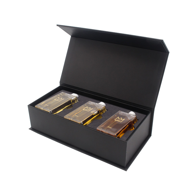 Custom Luxury Magnetic Wine Packaging Boxes For 3 Bottles