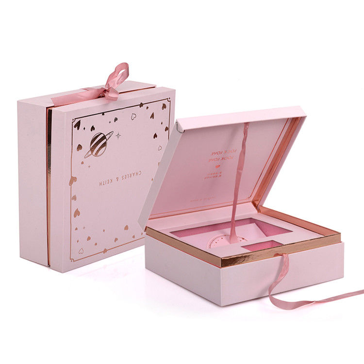 China Custom Magnetic Personalised Paper Gift Box For Handbag Packaging